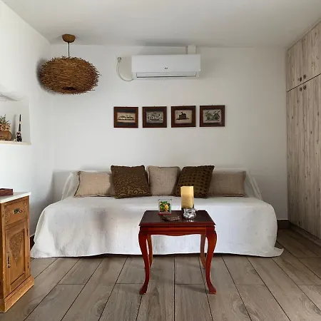 Holiday home Moeses House
