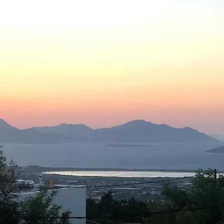 Moeses House Casa de Férias *