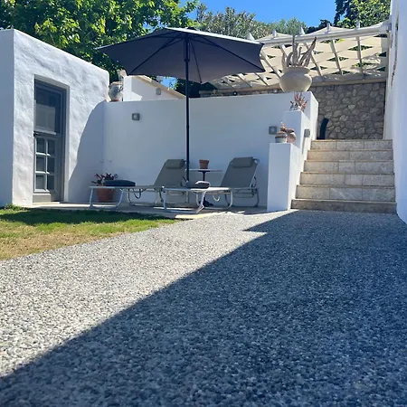 Moeses House *
