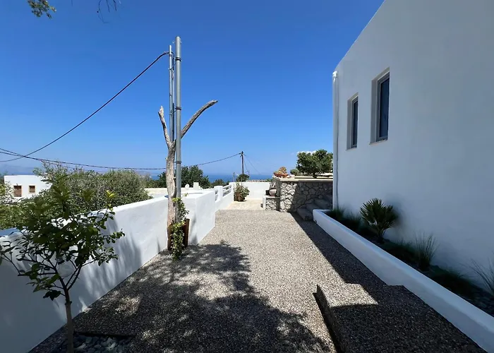 Moeses House Asfendiou