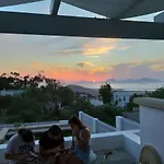Moeses House *
