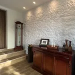 Moeses House Tatil Evi *